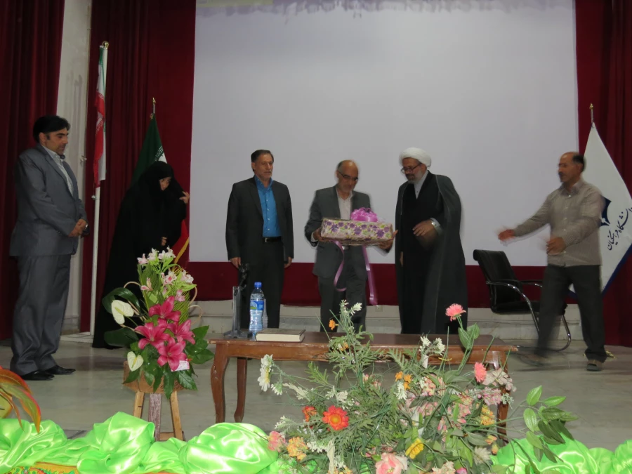 آیین تکریم و معارفه ی رؤسای پیشین و جدید پردیس شهید رجایی دانشگاه  3