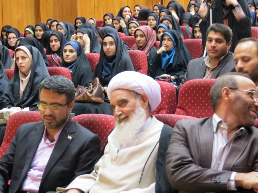 برگزاری جشن آغاز سال تحصیلی 93- 94 پردیس های شهید رجایی و شهید صدوقی کرمانشاه 3