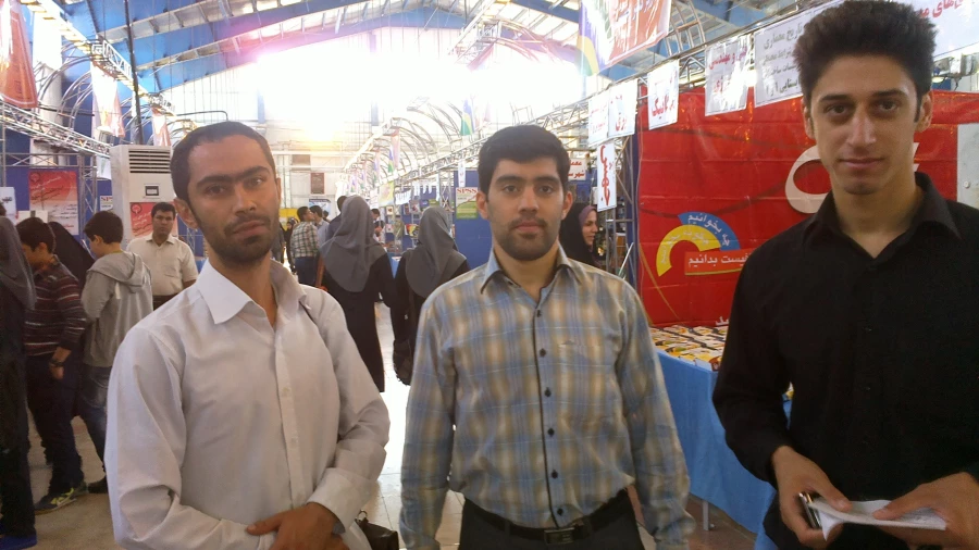 بازدید دانشجویان پردیس شهیدرجایی ازنمایشگاه کتاب 4