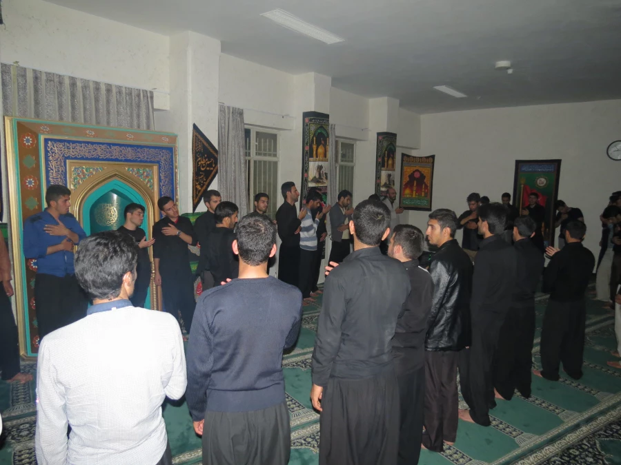 برگزاری مراسم زیارت عاشورا وعزاداری ماه محرم باحضوردانشجویان پردیس شهید رجایی 3