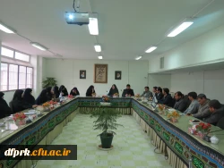 نشست یکروزه مدیرکل تربیت بدنی سازمان مرکزی باکارکنان ودانشجویان  3