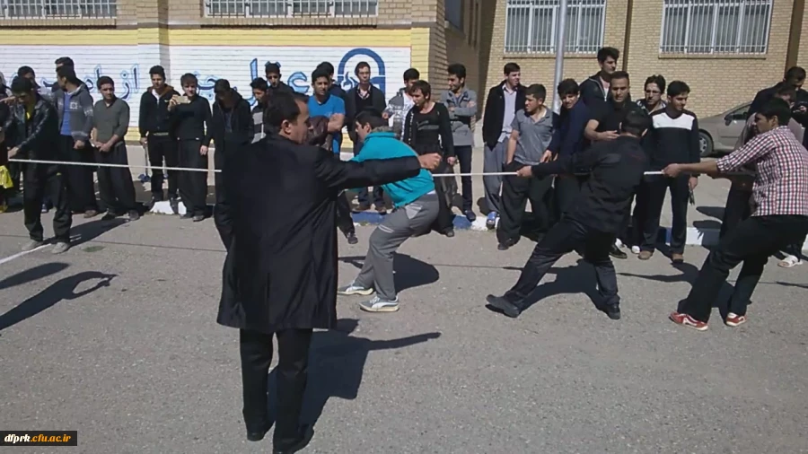 نتایج مسابقات طناب کشی دهه فجردانشجویان پردیس شهیدرجایی 2