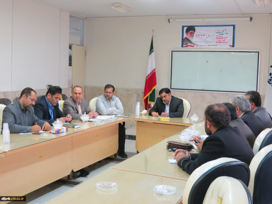 برگزاری جلسه شورای آموزشی پردیس شهید رجایی 2