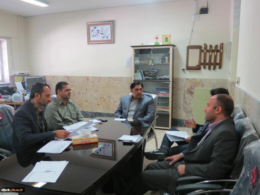 تشکیل جلسه کمیته اجرایی برگزاری فعالیت های هفته خوابگاه در پردیس شهید رجایی کرمانشاه 2