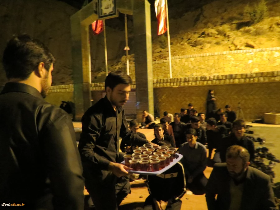 برگزاری مراسم عزادارای با عنوان از حسین(ع) تا حسین (ع) 2