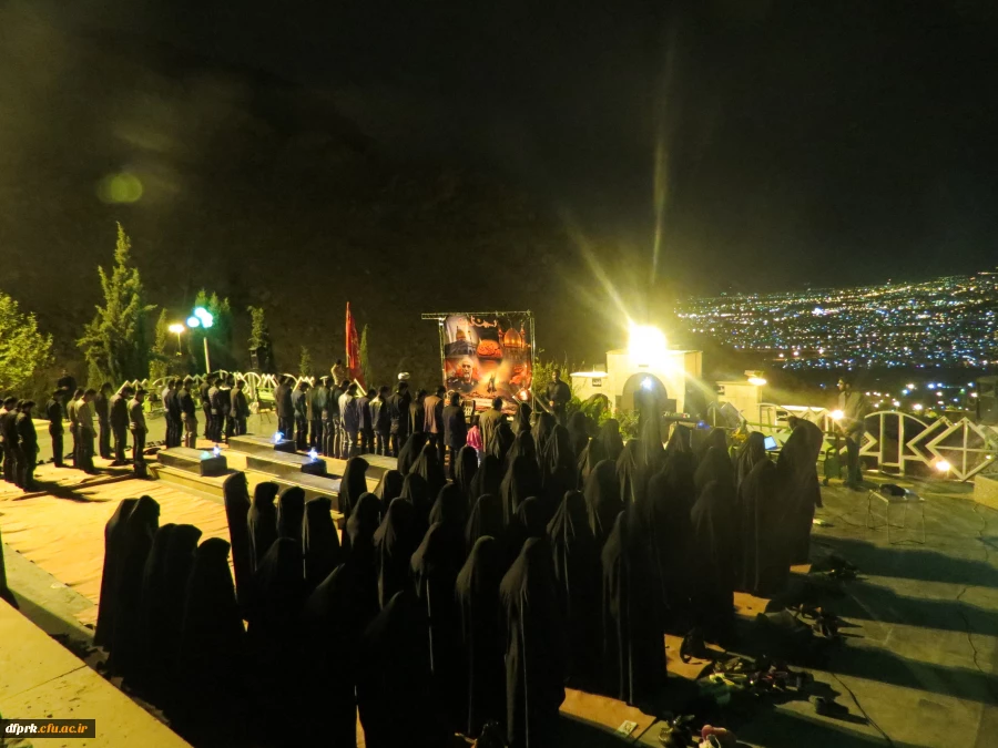 برگزاری مراسم عزادارای با عنوان از حسین(ع) تا حسین (ع) 2