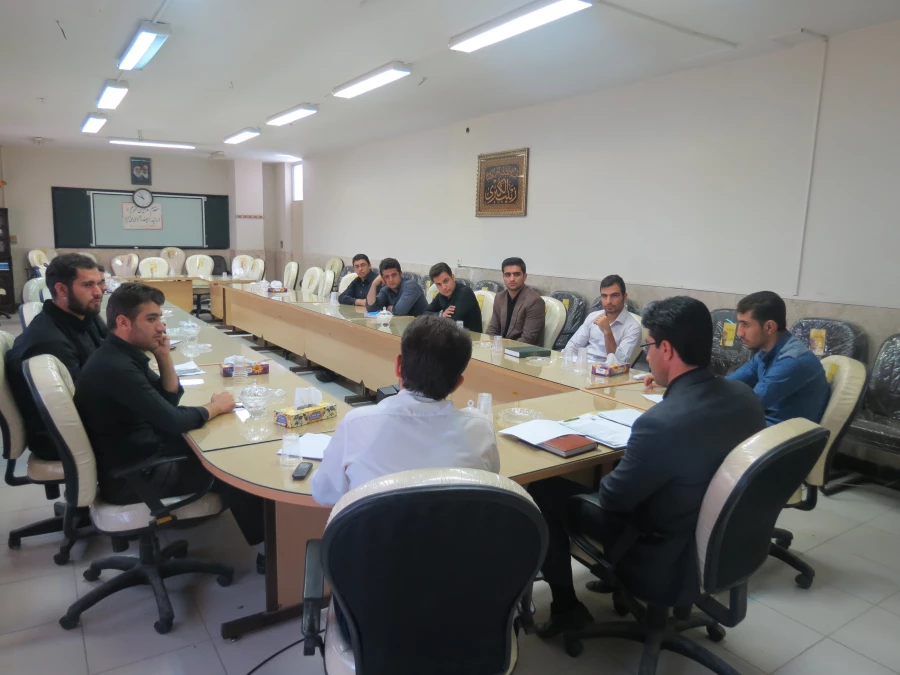 برگزاری دومین جلسه شورای صنفی -رفاهی دانشجویان پردیس شهید رجایی 5