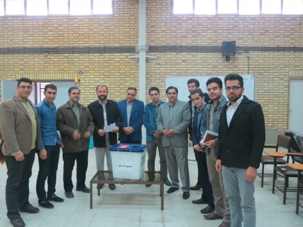 برگزای انتخابات شورای صنفی - رفاهی پردیس شهید رجایی 8