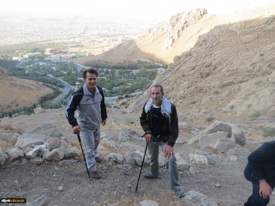 برگزاری همایش کوهپیمایی اساتید و کارکنان 3