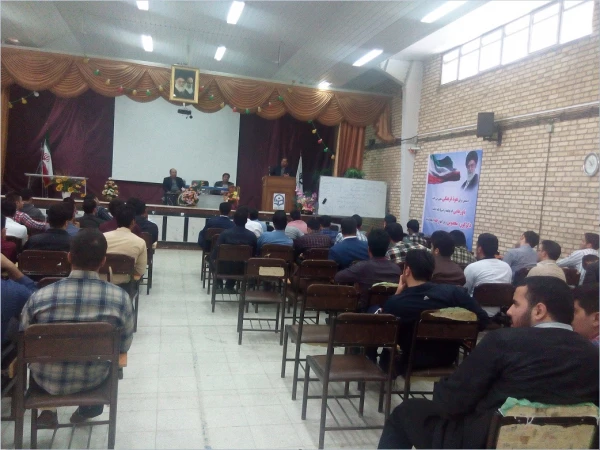 جلسه پرسش و پاسخ رییس پردیس با دانشجویان ورودی 91 4