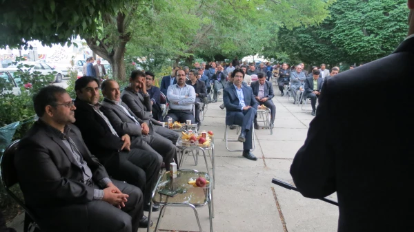 برگزاری مراسم تجلیل از اساتیدبمناسبت هفته بزرگداشت مقام معلم 7