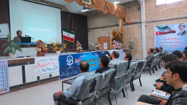 برگزاری مراسم تقدیراز منتخبین مسابقات قرآن وعترت 3