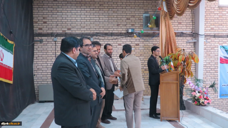 برگزاری مراسم تقدیراز منتخبین مسابقات قرآن وعترت 4