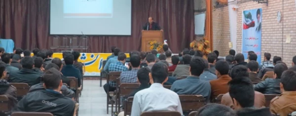 مراسم  گرامیداشت روز دانشجو در پردیس شهید رجایی برگزار گردید. 4