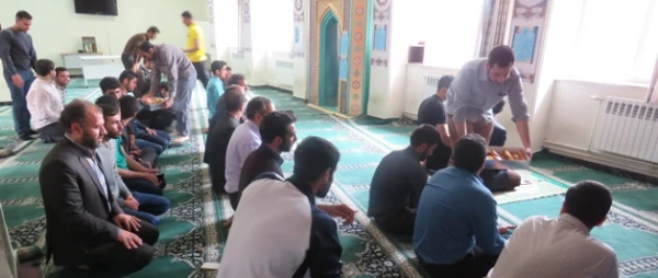 برپایی جشن و ایستگاه صلواتی بمناسبت میلاد حضرت علی(ع) 2