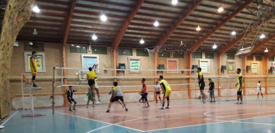 برگزاری مسابقات ورزشی درپردیس شهید رجایی کرمانشاه بمناسبت روز دانشجو  5