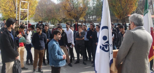 بمناسبت 16 آذر روز دانشجو تریبون آزاد ونشست صمیمی سرپرست پردیس با دانشجویان برگزارشد. 2