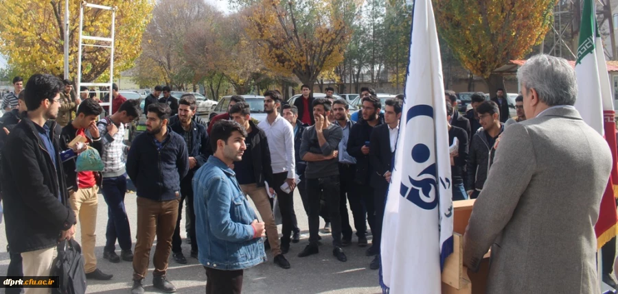 بمناسبت 16 آذر روز دانشجو تریبون آزاد ونشست صمیمی سرپرست پردیس با دانشجویان برگزارشد. 2