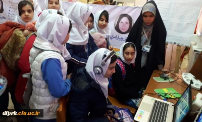 غرفه دانشگاه فرهنگیان استان در نمایشگاه دستاوردهای هفته پژوهش به عنوان رتبه برتر انتخاب شد