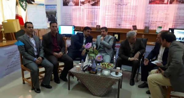 غرفه دانشگاه فرهنگیان استان در نمایشگاه دستاوردهای هفته پژوهش به عنوان رتبه برتر انتخاب شد 8