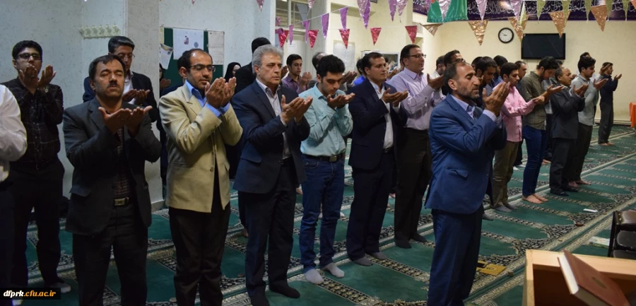 برگزاری مراسم افطاری و تقدیر از پژوهشگران برتر و نفرات برتر مسابقه کتابخوانی و جشنواره رویش 3