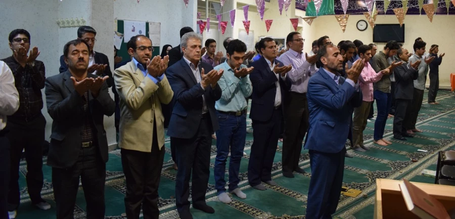 برگزاری مراسم افطاری و تقدیر از پژوهشگران برتر و نفرات برتر مسابقه کتابخوانی و جشنواره رویش 6