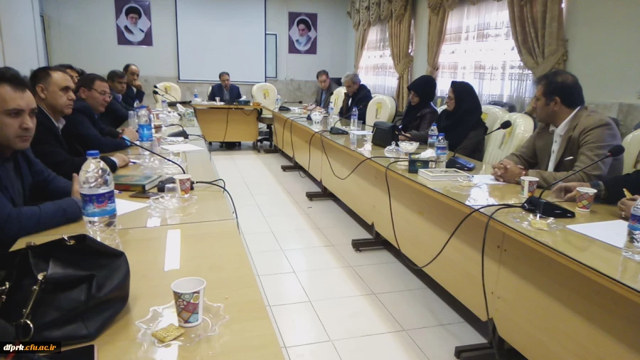  بمناسبت بزرگداشت هفته پژوهش و فناوری کارگاه های آموزشی ،چرا اتنو گرافی و مقاله نویسی به تاکید بر انتخاب موضوع و روشهای مطالعه و پژوهش در پردیس شهید رجایی برگزار گردید  2