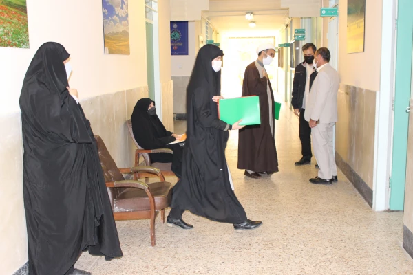 بازدیددکتر محمدی مدیریت امور پردیس ها از ثبت نام طرح امین پردیس شهید رجایی کرمانشاه  3