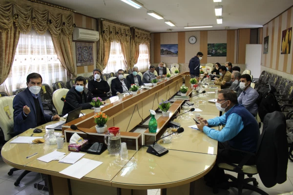 جلسه توجیهی مدیریت ارزیابی با اساتید با موضوع کیفیت بخشی فعالیتهای آموزش مجازی دانشگاه  5