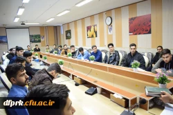 نشست قرآنی با موضوع اهمیت و جایگاه تدبر در قرآن 6